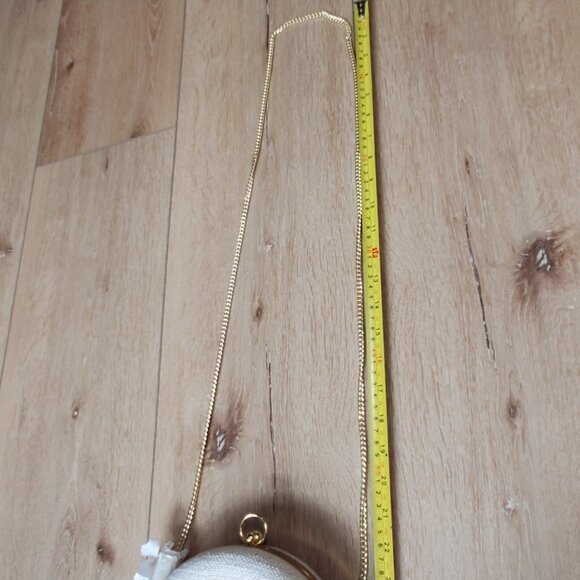 Viral Handcrafted In India Beaded Bag Monogrammed "M" Beige Round Clutch Chain - Picture 12 of 16